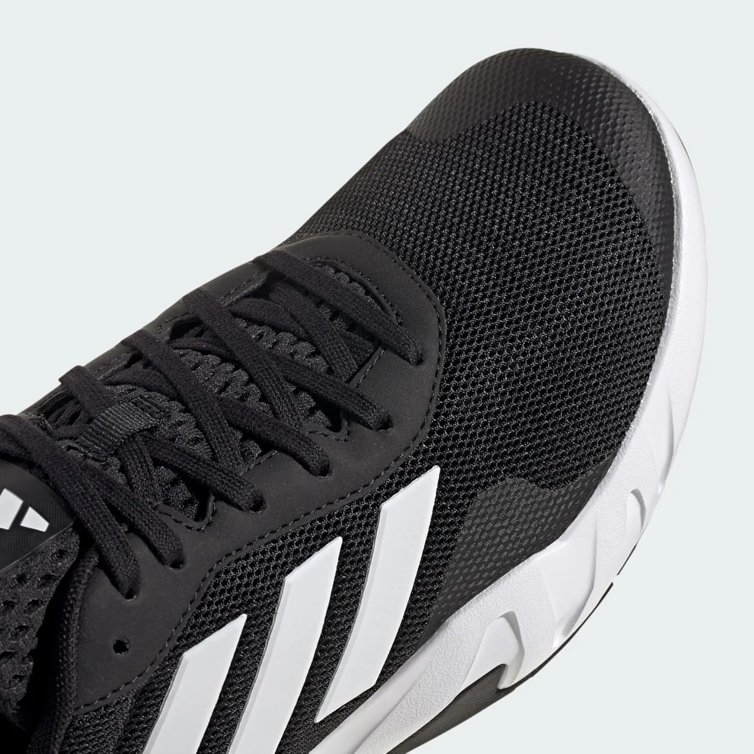 adidas Men's Amplimove Training Sneaker