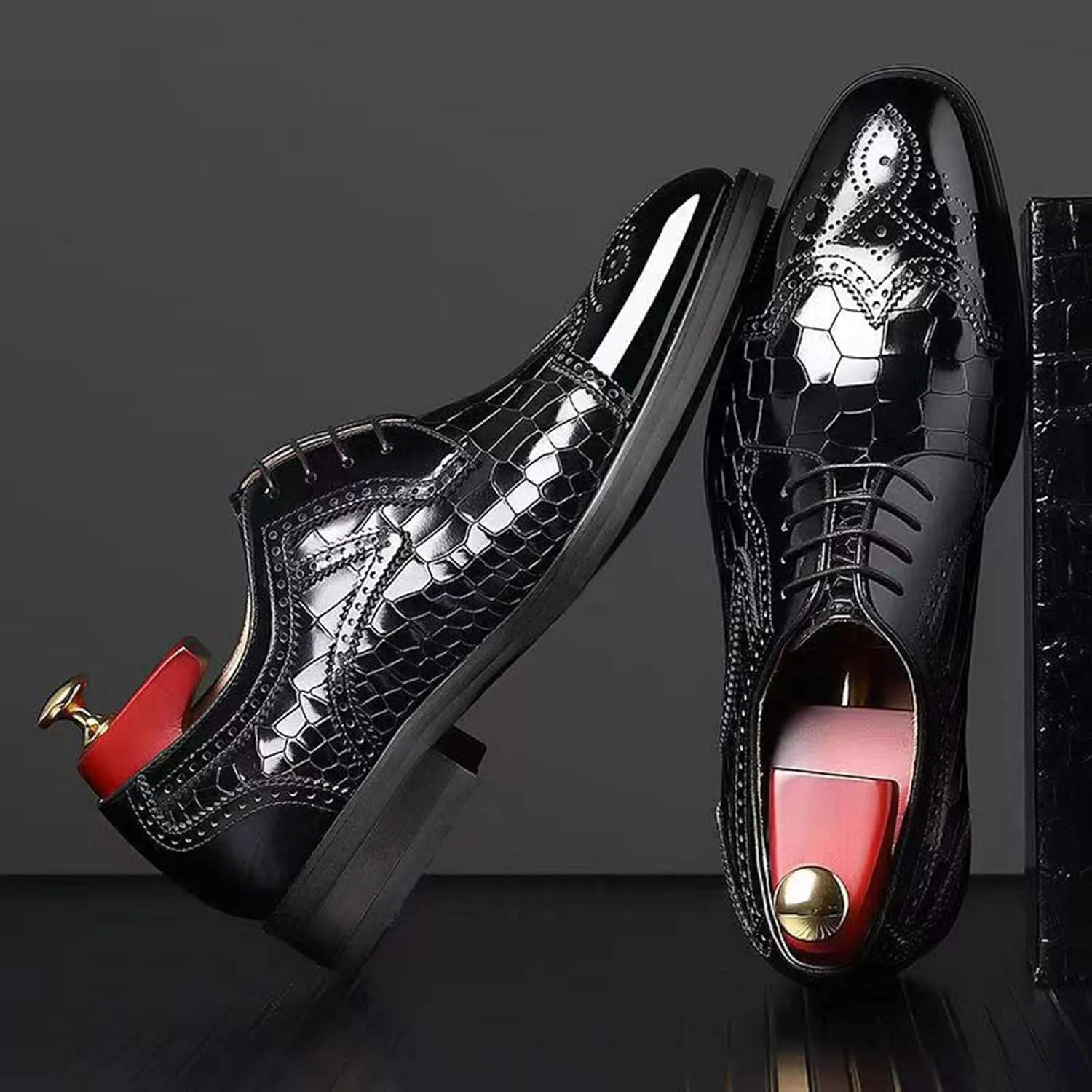 ByErz Men Brogues Wingtip Lace Up Classic Patent Black Dress Shoes Derby Prom Fashion Oxford