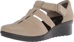 Clarks Unisex-Adult Caddell Shine Sandal