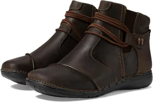 Clarks Unisex-Adult Un Loop Up Sneaker