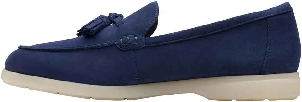 Clarks Women's Apartment Loafer