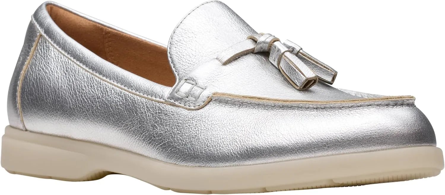 Clarks Women's Apartment Loafer