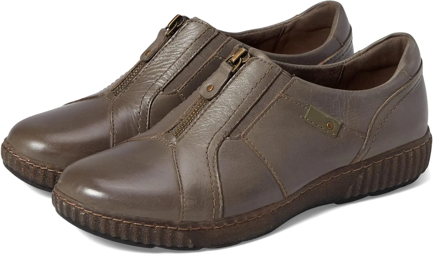 Clarks Women's Magnolia Zip Loafer