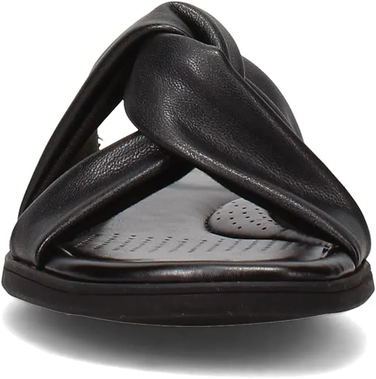 Clarks Women's Reyna Twist Flat Sandal