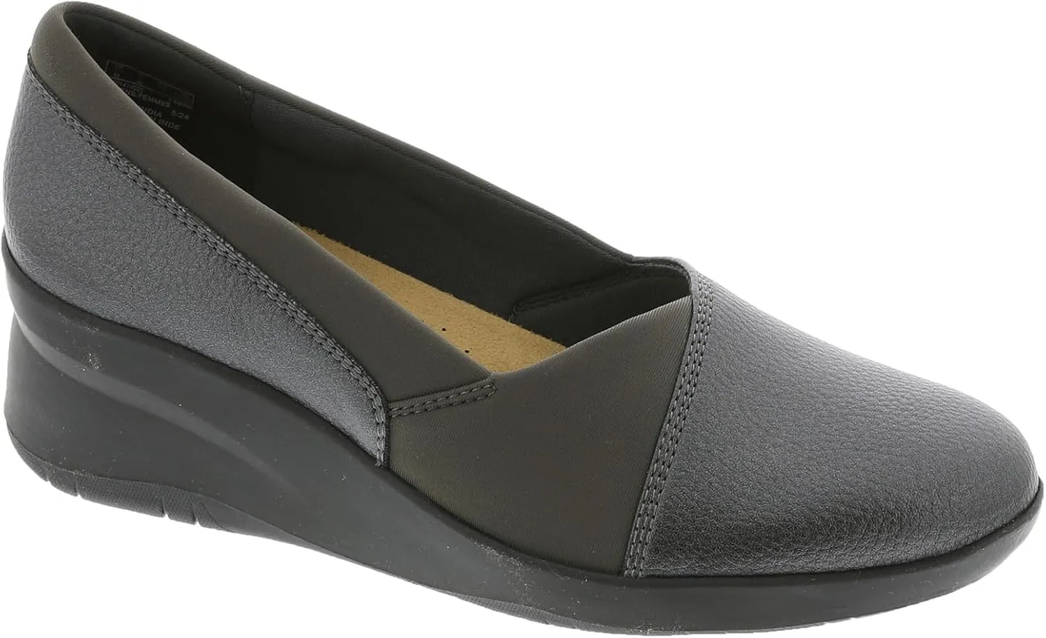 Clarks Women's Suttyn Walk Loafer
