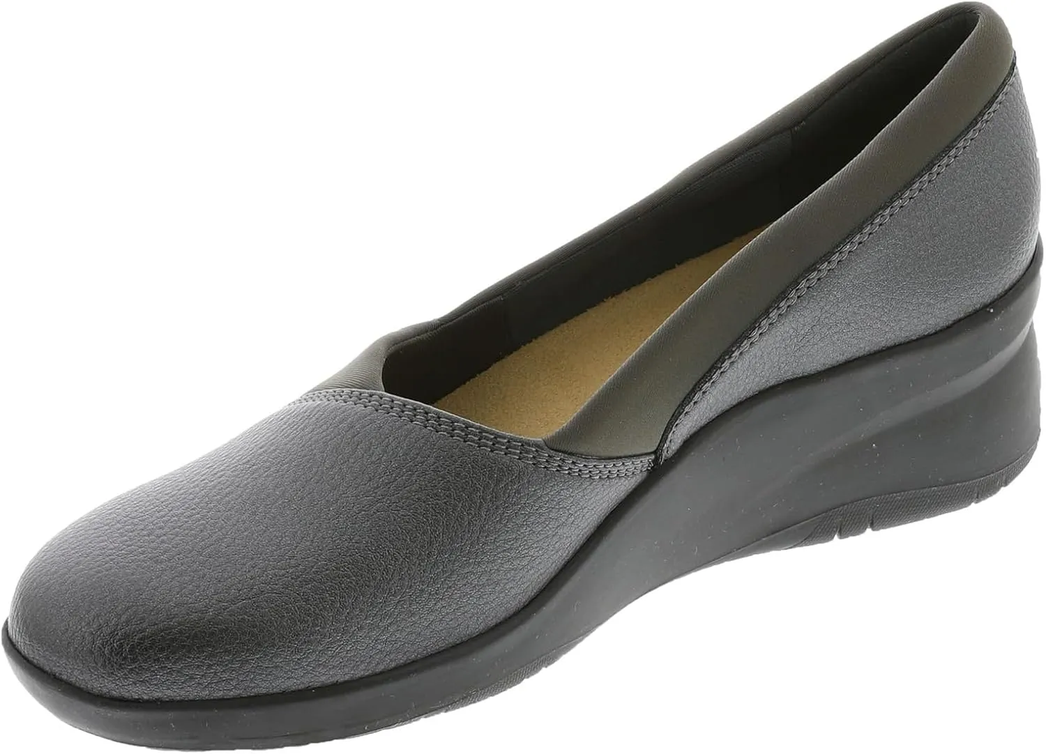 Clarks Women's Suttyn Walk Loafer