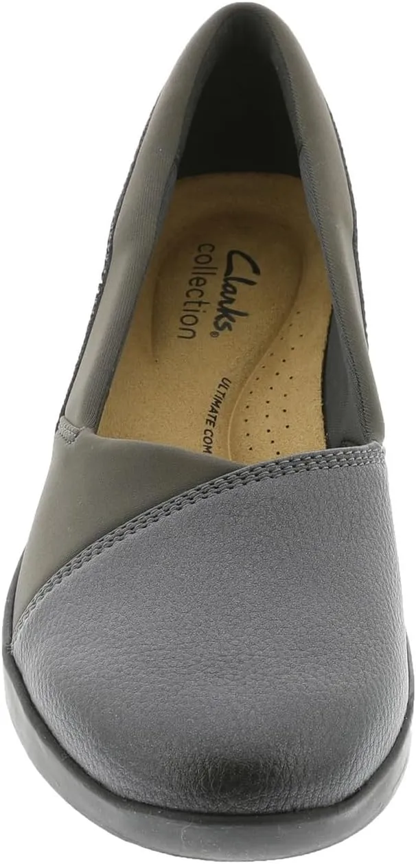 Clarks Women's Suttyn Walk Loafer