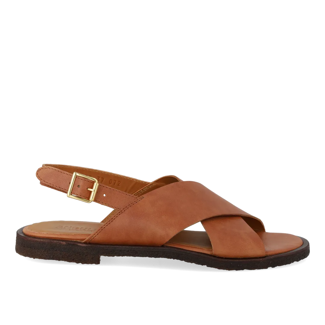 Classic cross sandal