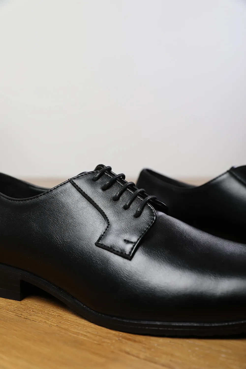 DAVID LACE UP DERBY FORMAL DRESS WORK SHOES IN BLACK FAUX LEATHER