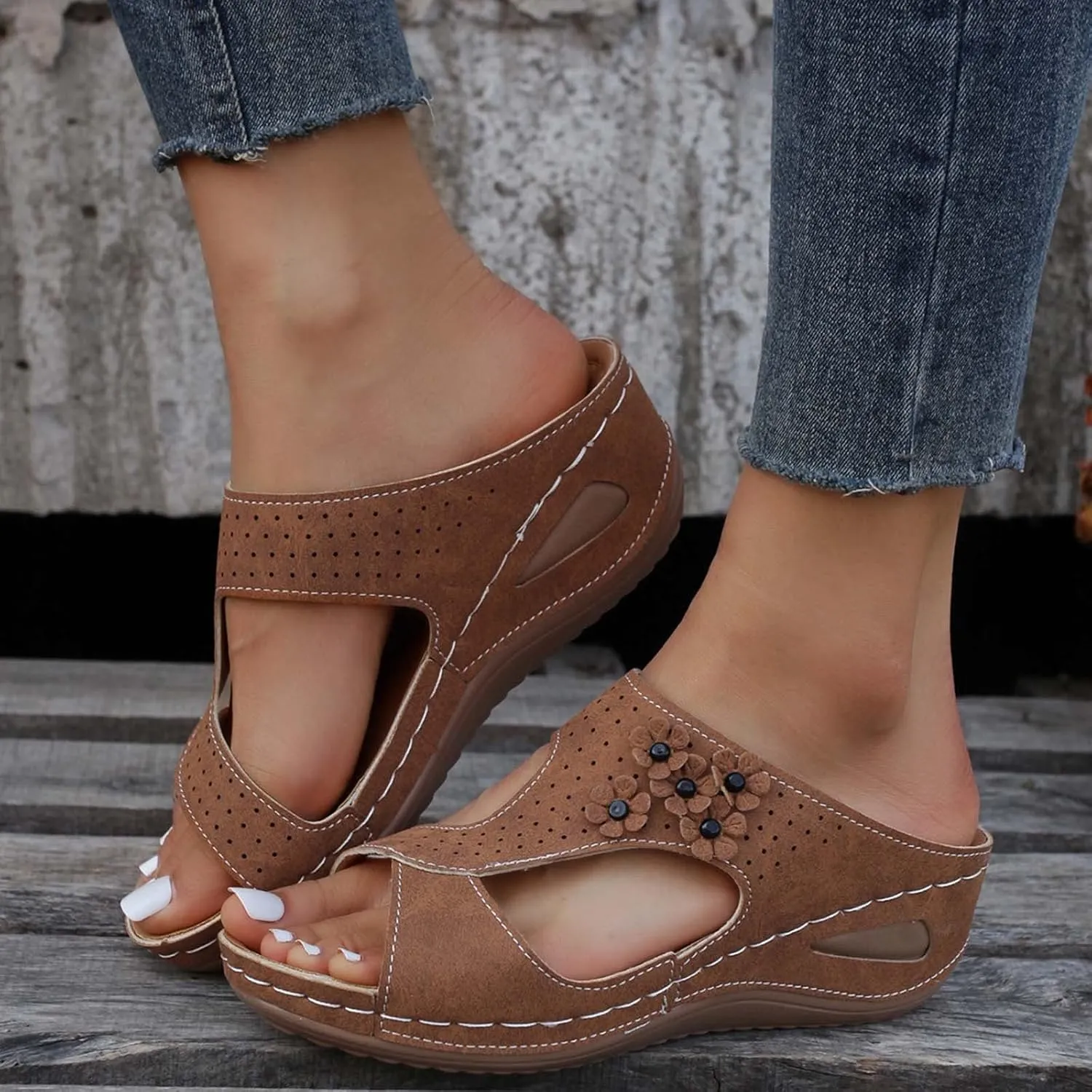 Eduavar Summer Sandals for Women 2023, Sandals Women Retro Floral Wedge Sandals Casual Open Toe Sandals with Arch Support