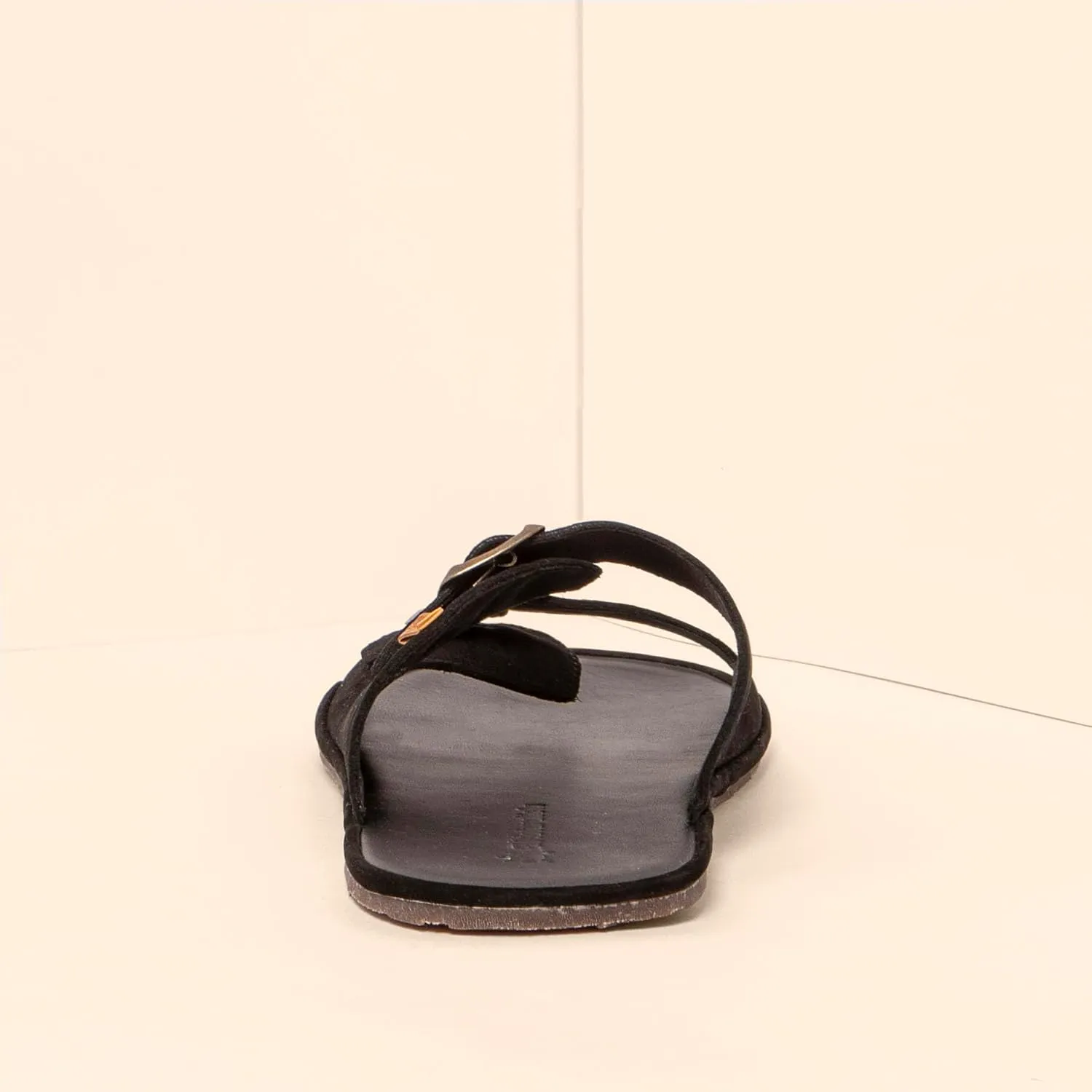 El Naturalista Unisex's Classic Flat Sandal