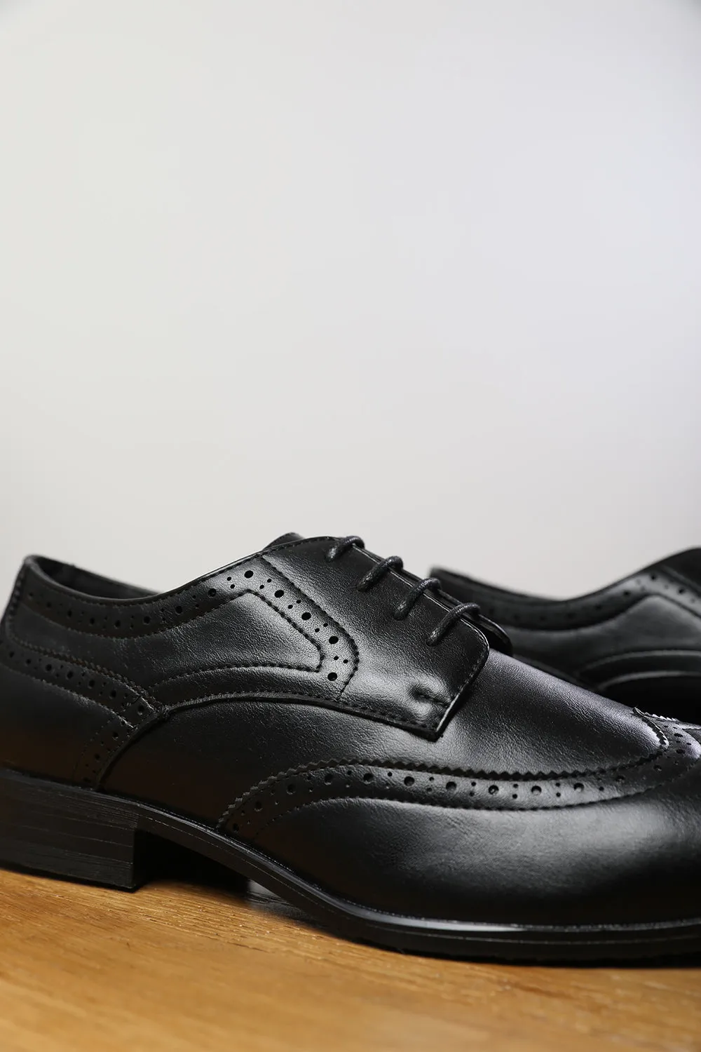 ELLIOT LACE UP DERBY TEXTURED FORMAL DRESS WORK SHOES IN BLACK FAUX LEATHER