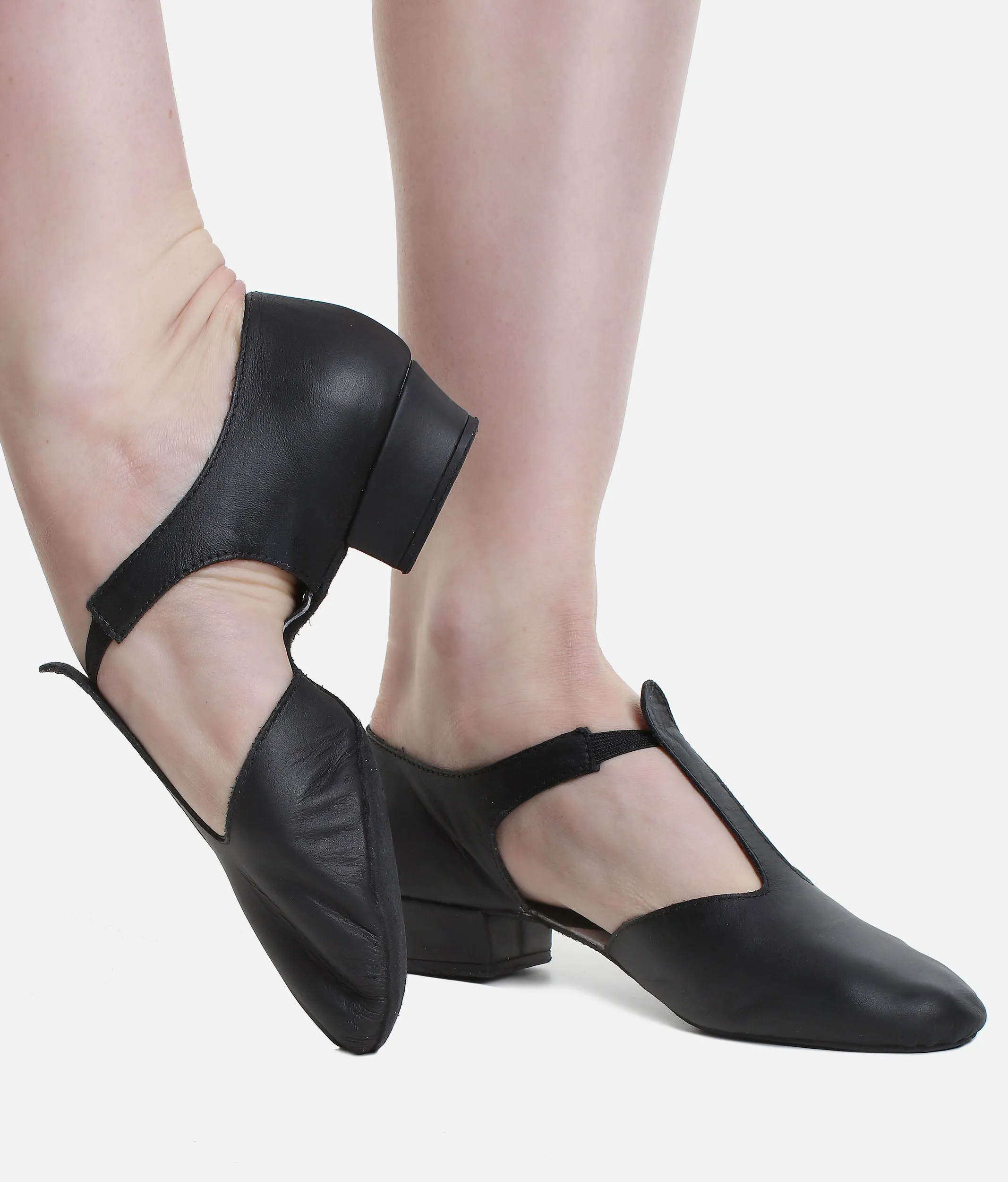Grecian Sandal S0407 – Flexible, Supportive Teaching Shoes for Instructors
