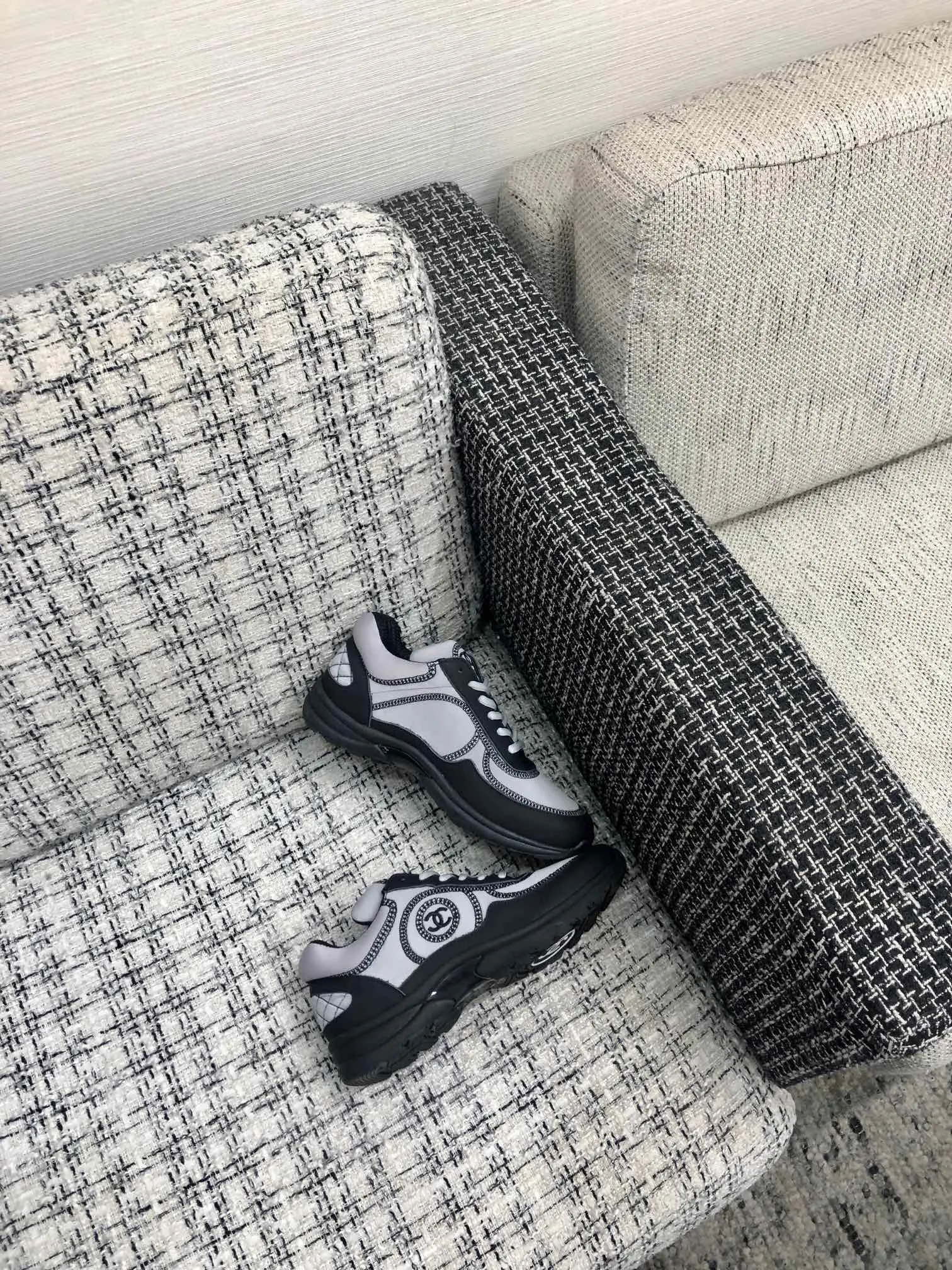 Low-price guarantee Sneaker CHANEL Black Back-to-school sale Fabric Grey