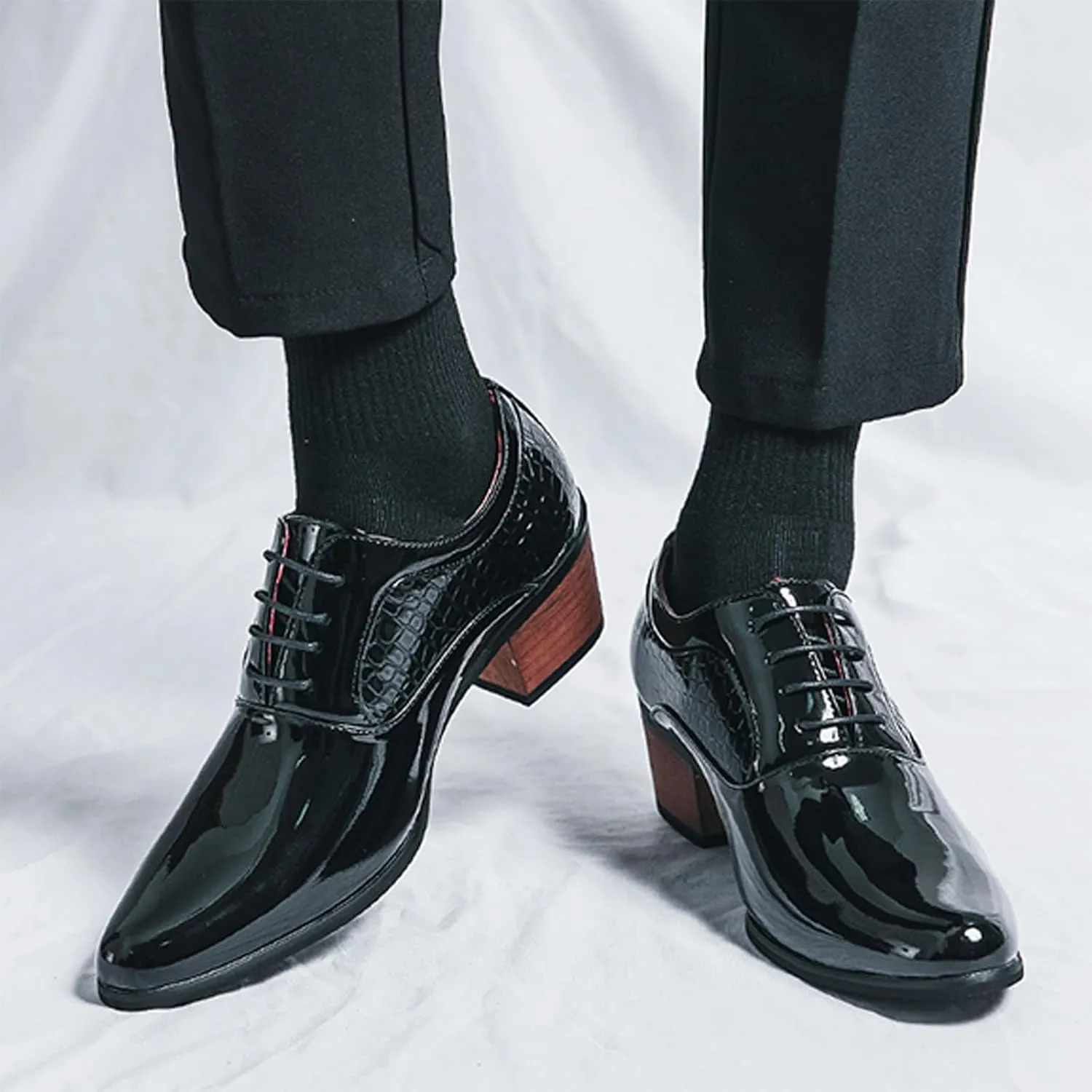 Men's Leather Derby Oxfords Shoes Classic Lace-up Low Top Pointed Toe Embossed Block High Heel Business Wedding Dress Shoes