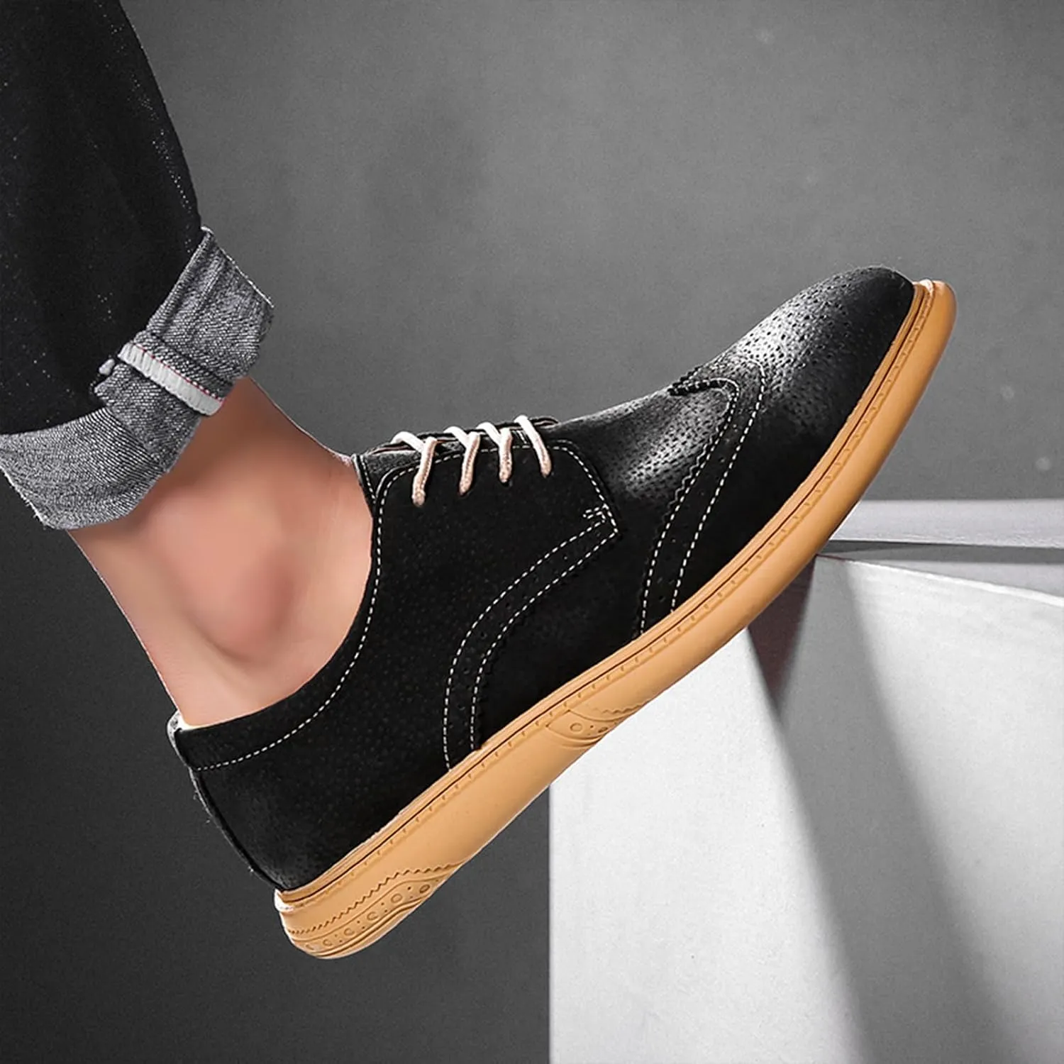 Men's Oxfords Suede Low Heel Fashion Classic Round-Toe Lace Up Wing Tips Business Dress Leather Derby Shoes Casual Comfortable Formal Work Wedding Shoes for Men