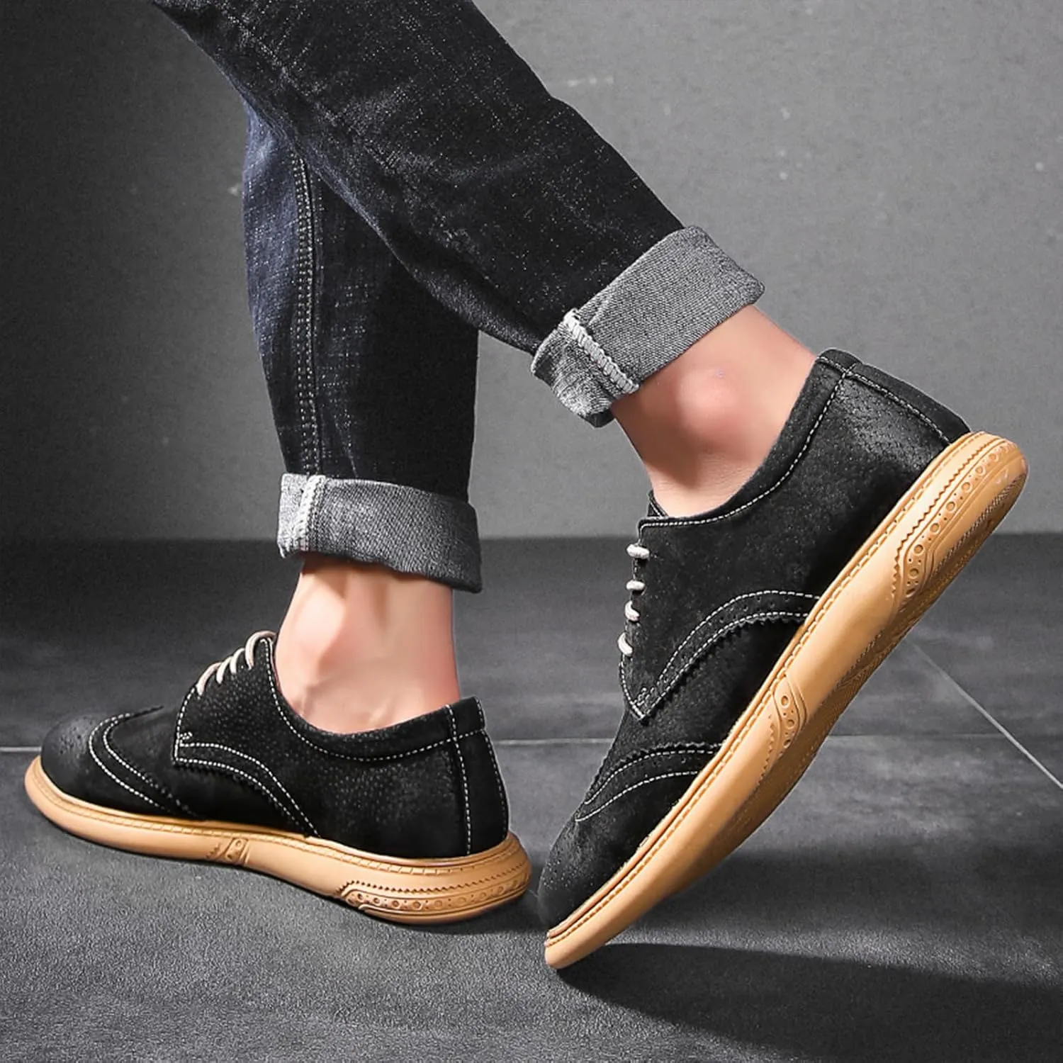 Men's Oxfords Suede Low Heel Fashion Classic Round-Toe Lace Up Wing Tips Business Dress Leather Derby Shoes Casual Comfortable Formal Work Wedding Shoes for Men