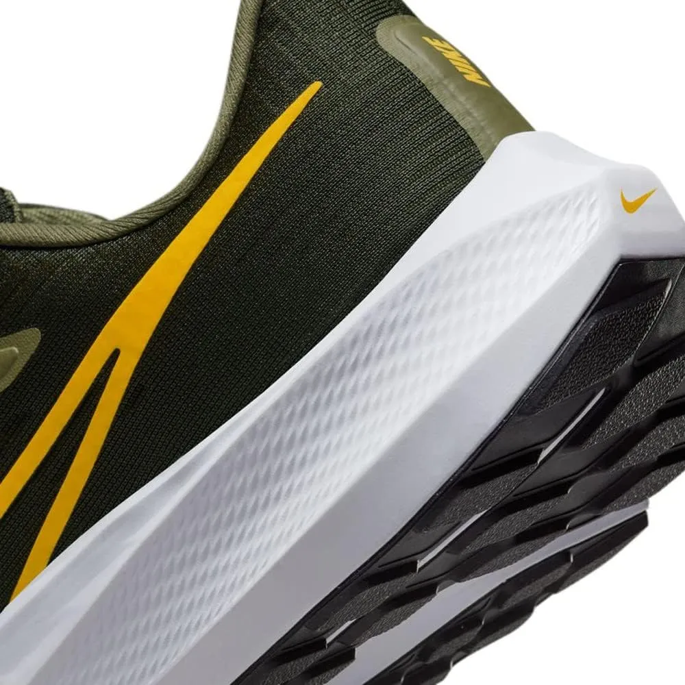 Nike Men's Sneaker