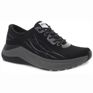Pace Mesh Sneaker