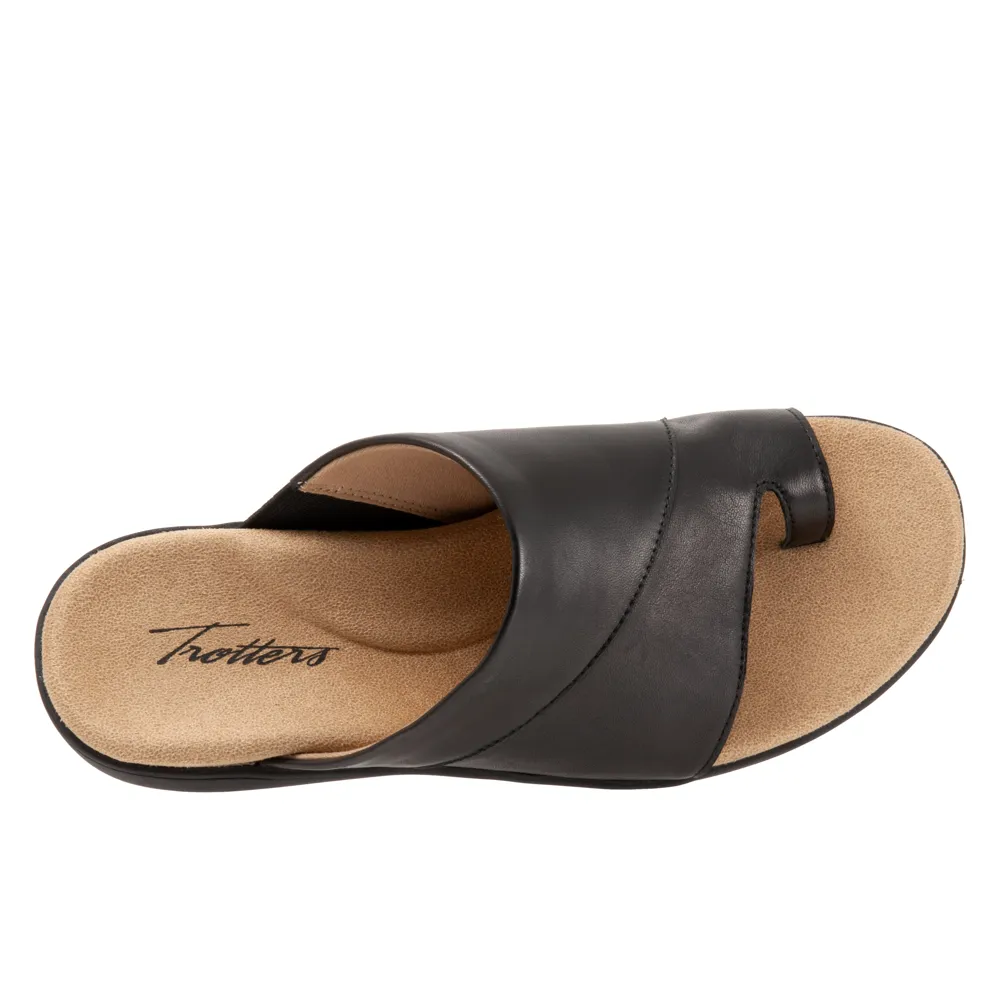 Regina Sandal (T2231)
