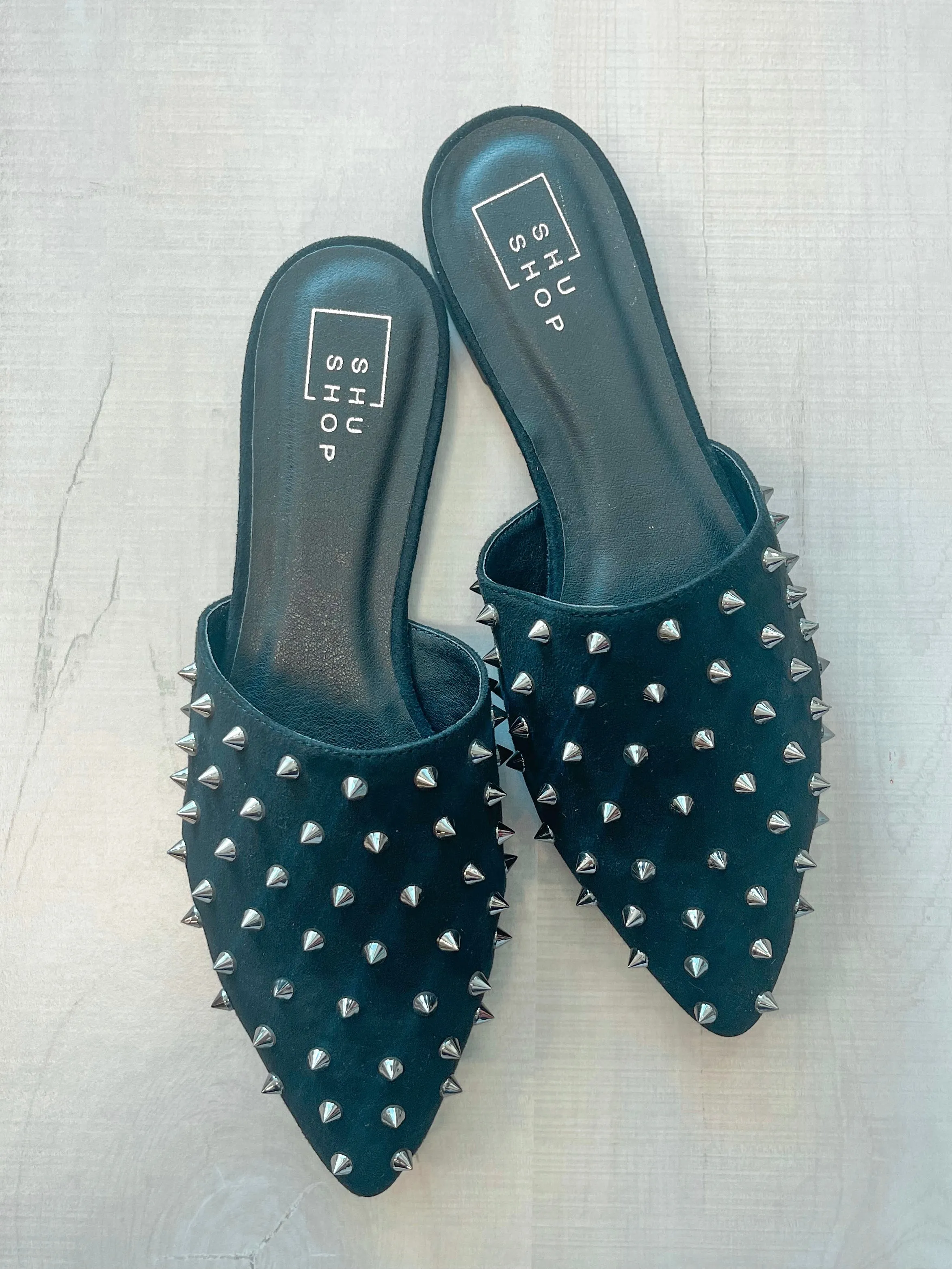 SHU SHOP Studded Mule Flats