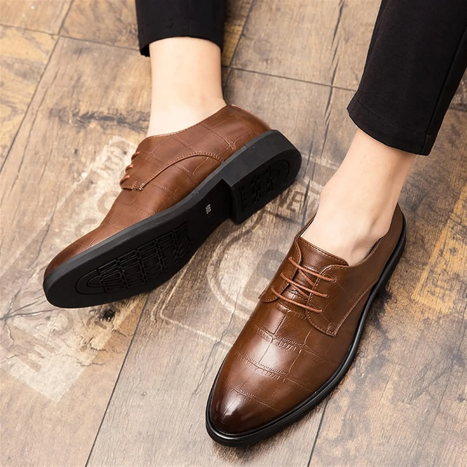 Single Season Formal Shoes for Men Lace Up Plaid Round Burnished Toe Derby Shoes Faux Leather Rubber Sole Block Heel Anti-Slip Classic Very Popular Among Young People