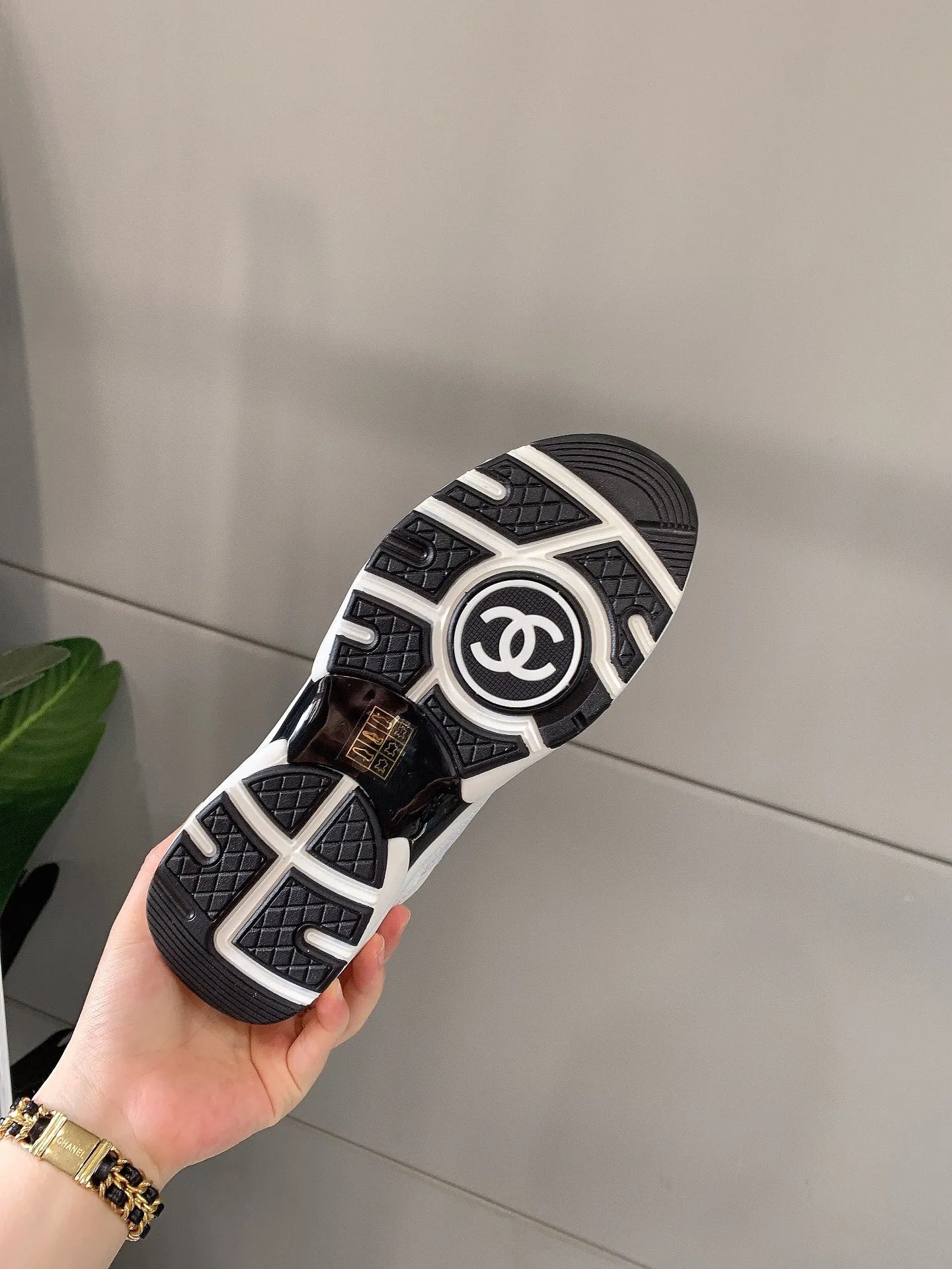Sneaker CHANEL Mesh Overnight delivery 145612 Fabric In White Timely delivery