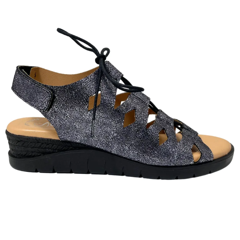 Valeria's Janice Black Sandal (Women's)