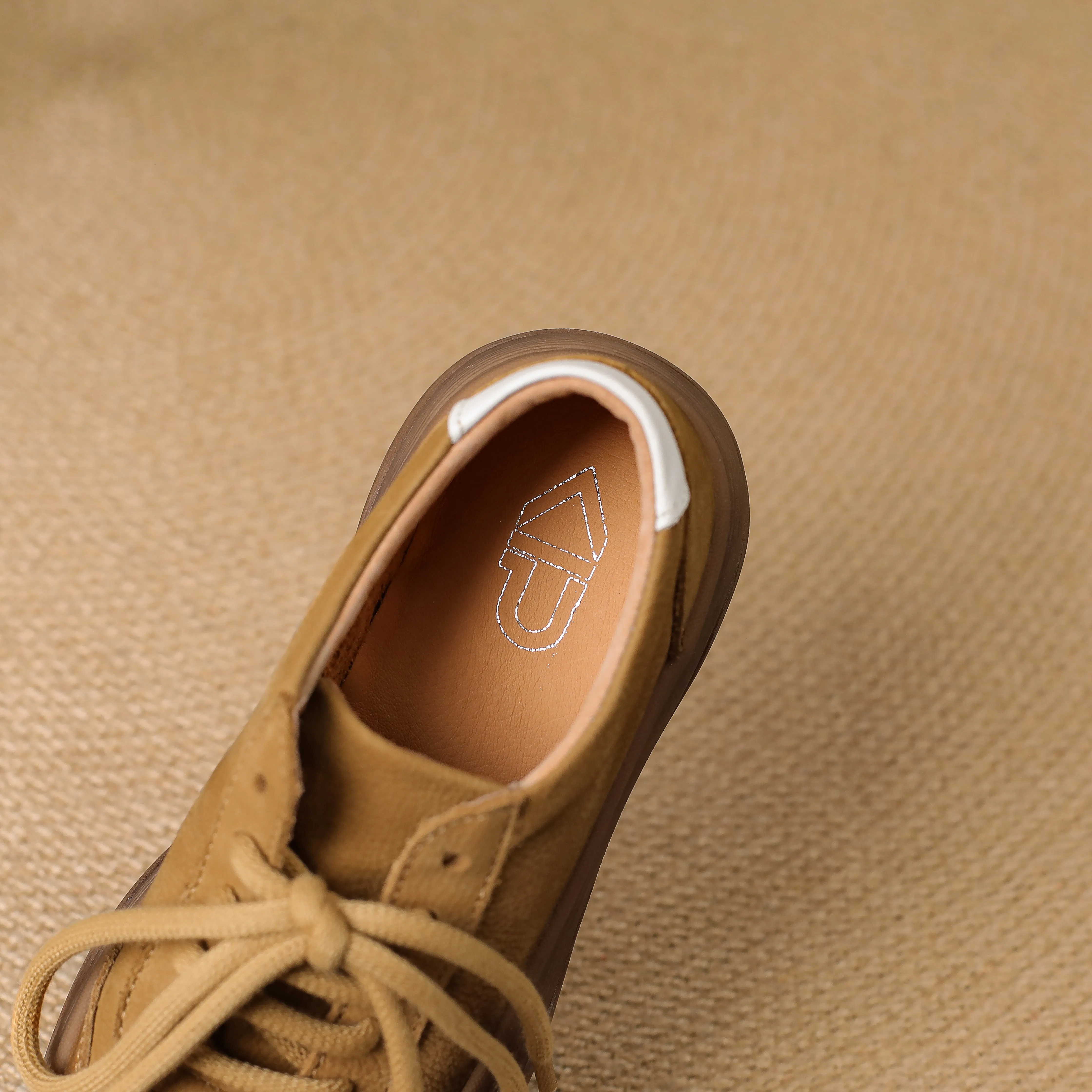 Women's Leather Comfortable Stylish Breathable Sneakers