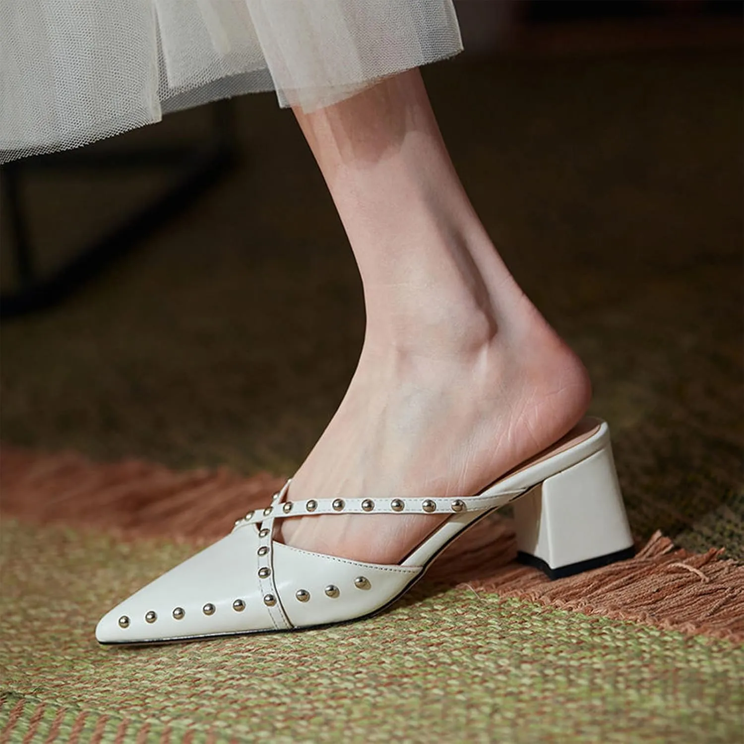 Womens Leather Rivet Closed Pointed Toe Block Heel Mules Fashion Strappy Slip-On Slingback Chunky mid Heels Slingback Sandals for Summer Business Wedding Dress Office