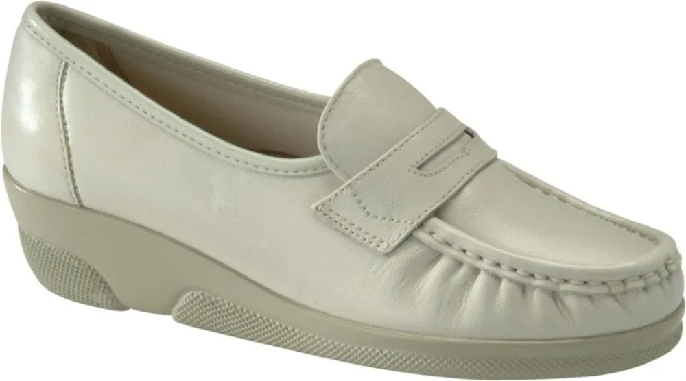 Women's Pennie Loafer Shoes